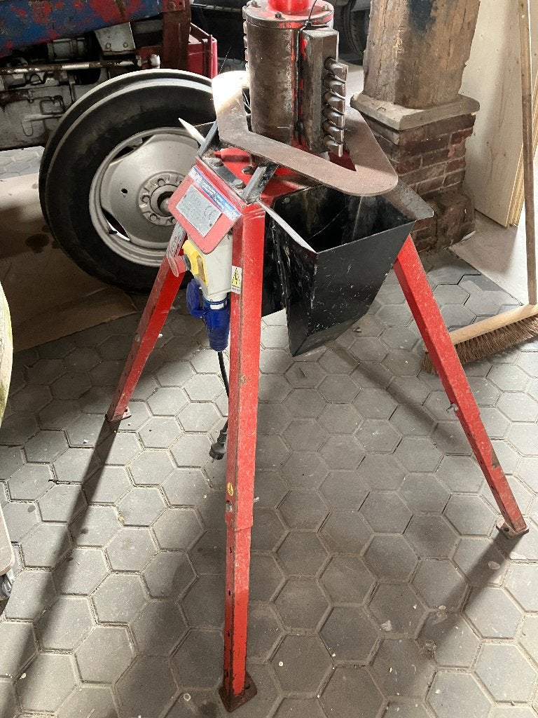 Nemaco steenbikmachine, Ophalen, Gebruikt