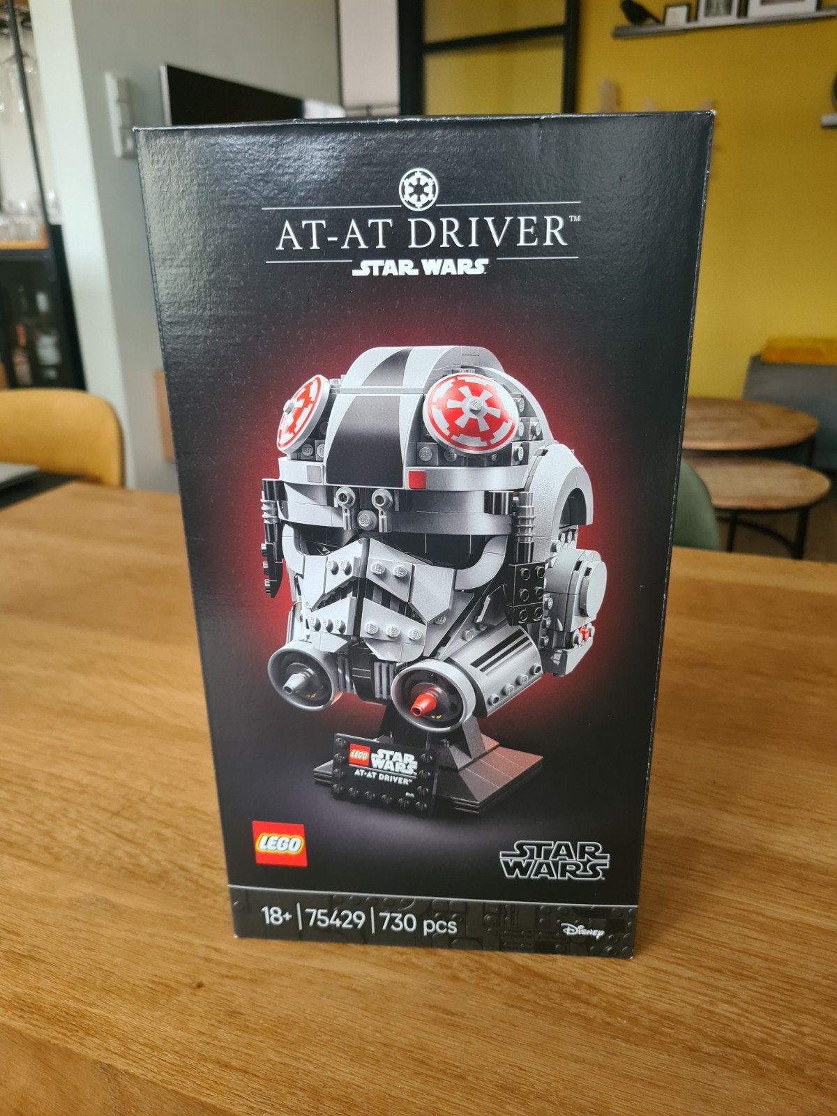 Lego AT-AT Driver helmet, nieuw, Ophalen of Verzenden, Nieuw