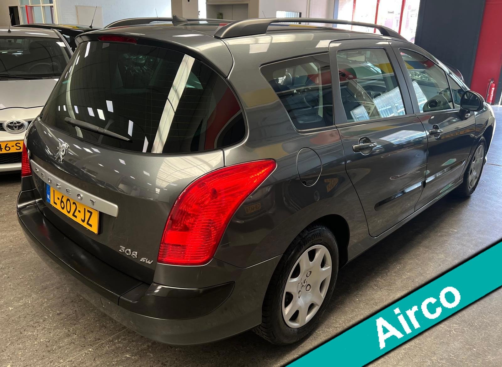 Peugeot 308 SW 1.4 VTi XR 2e Eigenaar - Airco - Elektr. Rame, Voorwielaandrijving, 1350 kg, Gebruikt, Zwart