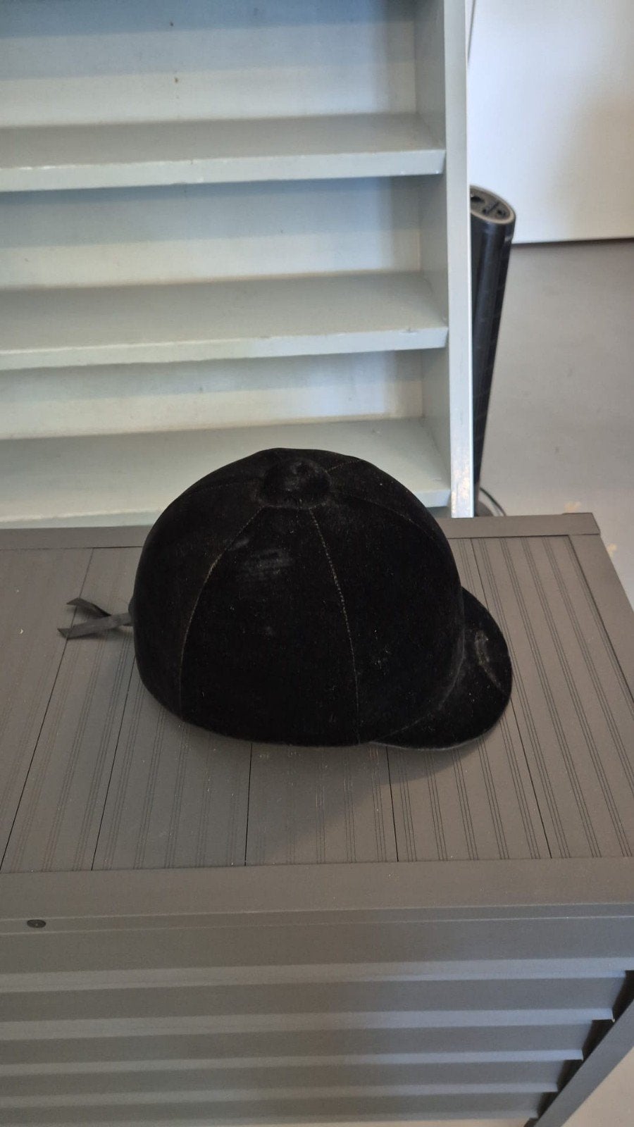 2e kans fluweel cap maat 61, Dieren en Toebehoren, Paardrijkleding, Ophalen, Horka, Dames, Nieuw
