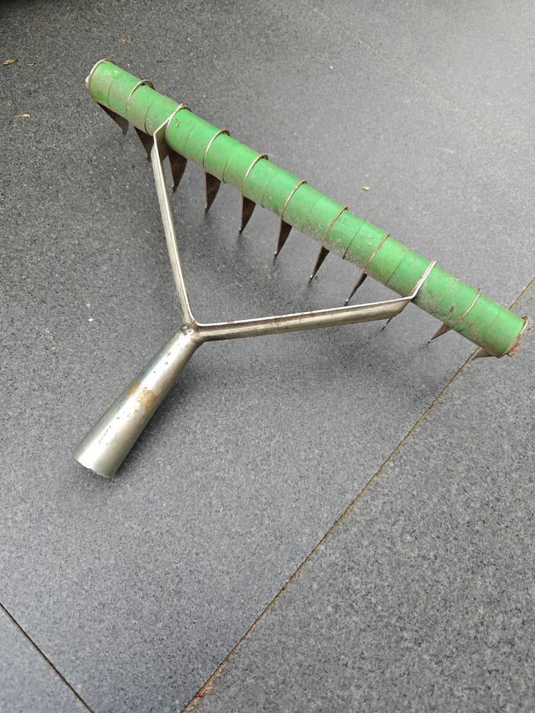 Verticuteerhark, Ophalen, Gebruikt, Hark