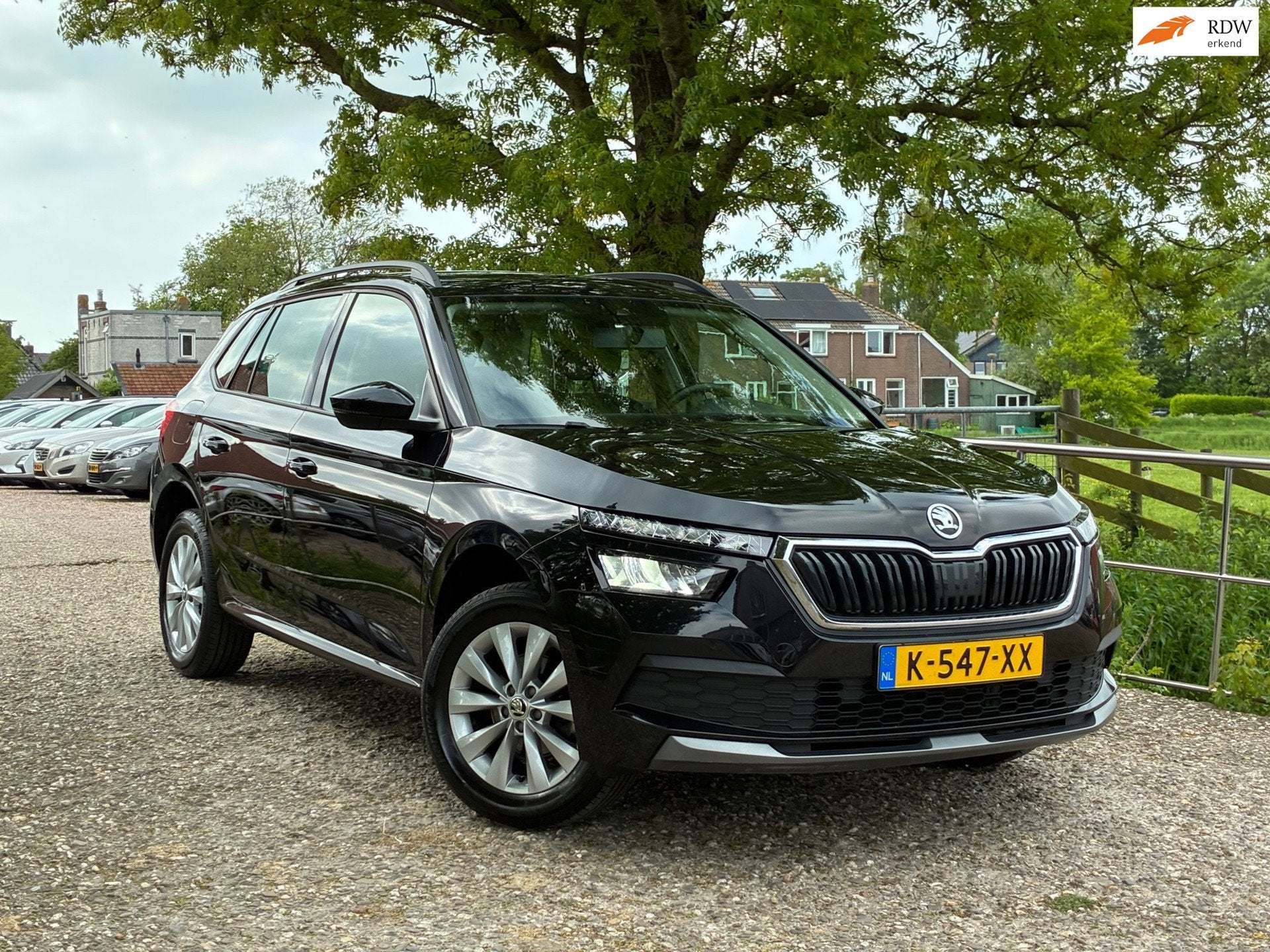 Skoda Kamiq 1.0 TSI Ambition | Carplay + Cruise + Airco Nu, Auto's, Dealer onderhouden, Stof, Gebruikt, Origineel Nederlands