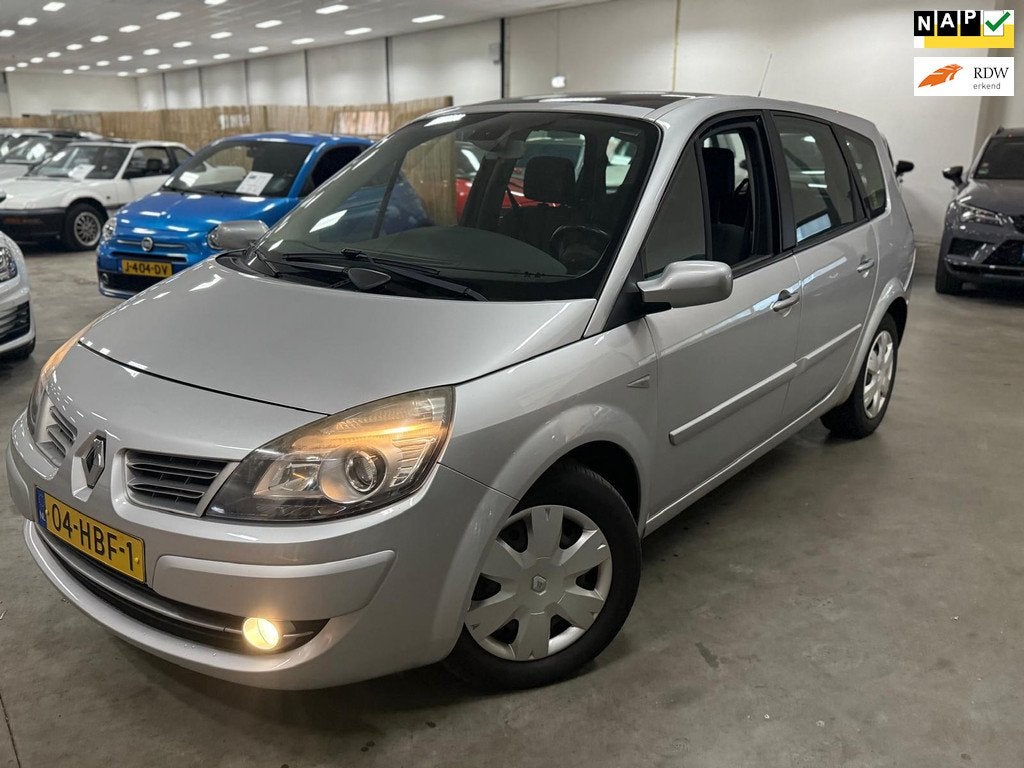 Renault Grand Scénic 2.0-16V Business Line / AUTOMAAT / NAV, Auto's, Renault, 1998 cc, 135 pk, Gebruikt, 4 cilinders