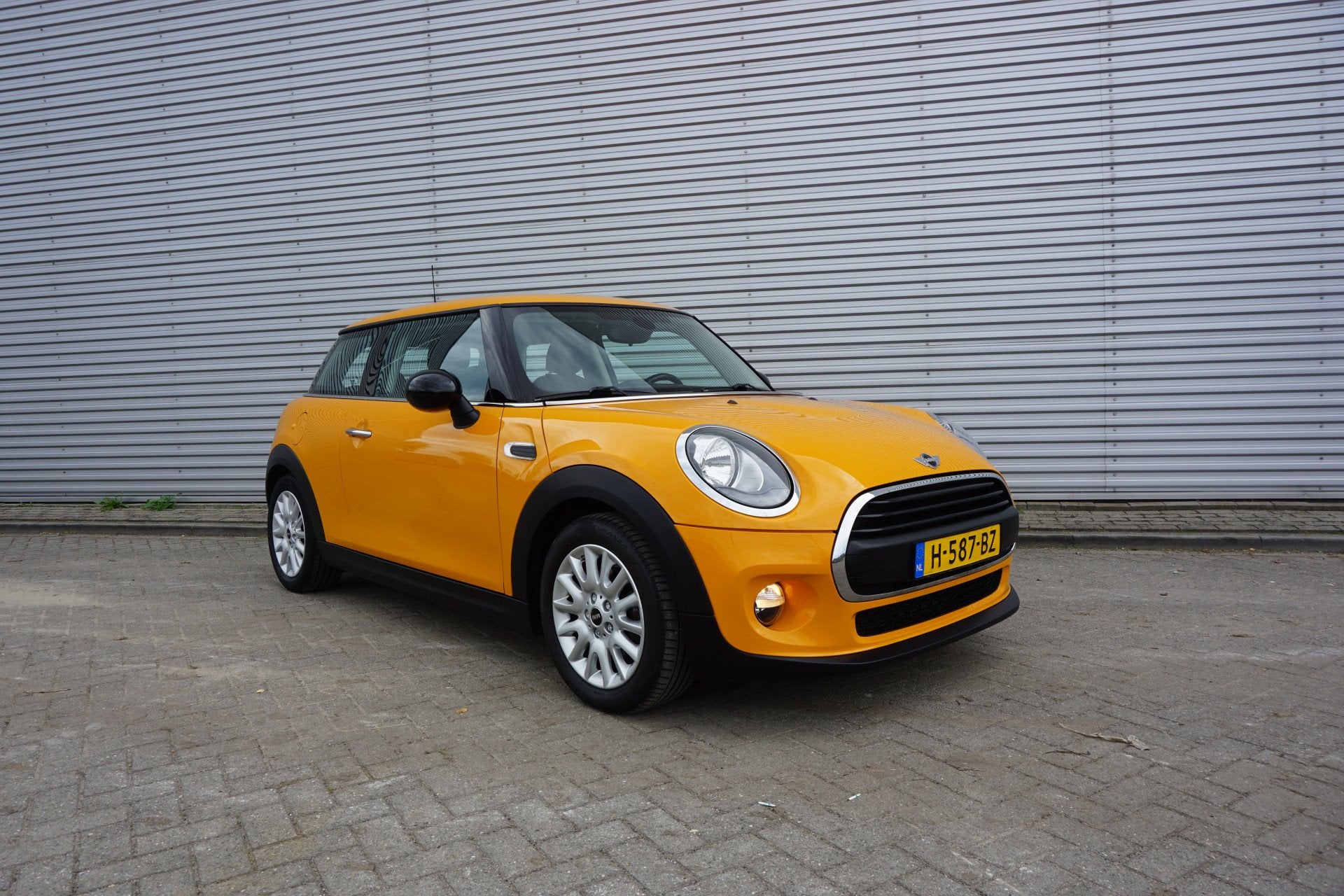 MINI 3-deurs 1.2 One Airco / Stoelverw / BT / Elektr. ramen, Auto's, Stof, Gebruikt, Euro 6, Overige kleuren