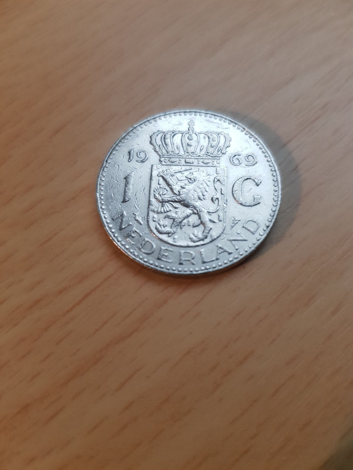Nikkelen Nederlandse Gulden 1969 Koningin Juliana, Postzegels en Munten, Ophalen of Verzenden, Koningin Juliana, 1 gulden, Losse munt