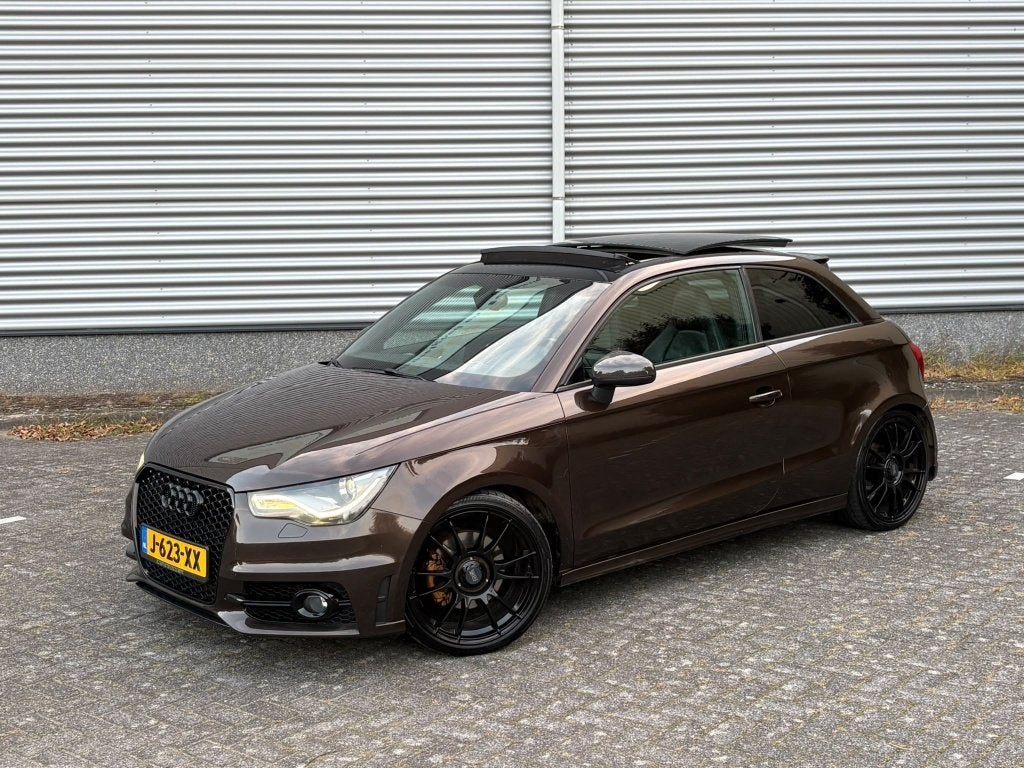 Audi A1 1.4 TFSI S edition AUTOMAAT PANO Stoelvw Xenon, Auto's, Automaat, Euro 5, Zwart, 4 cilinders