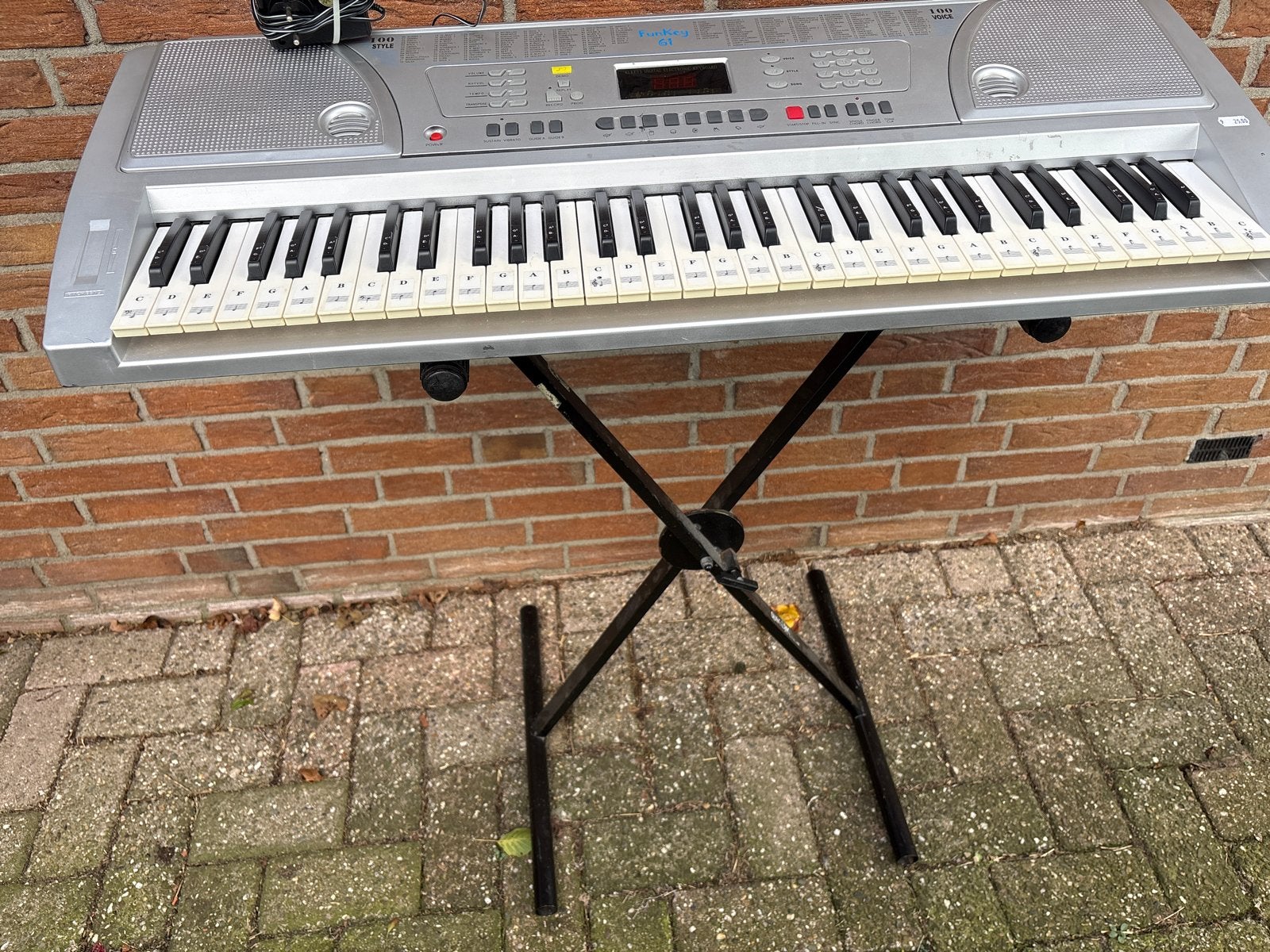 Dunken 61 keyboard met standaard, Met standaard, Ophalen, Overige merken, 61 toetsen