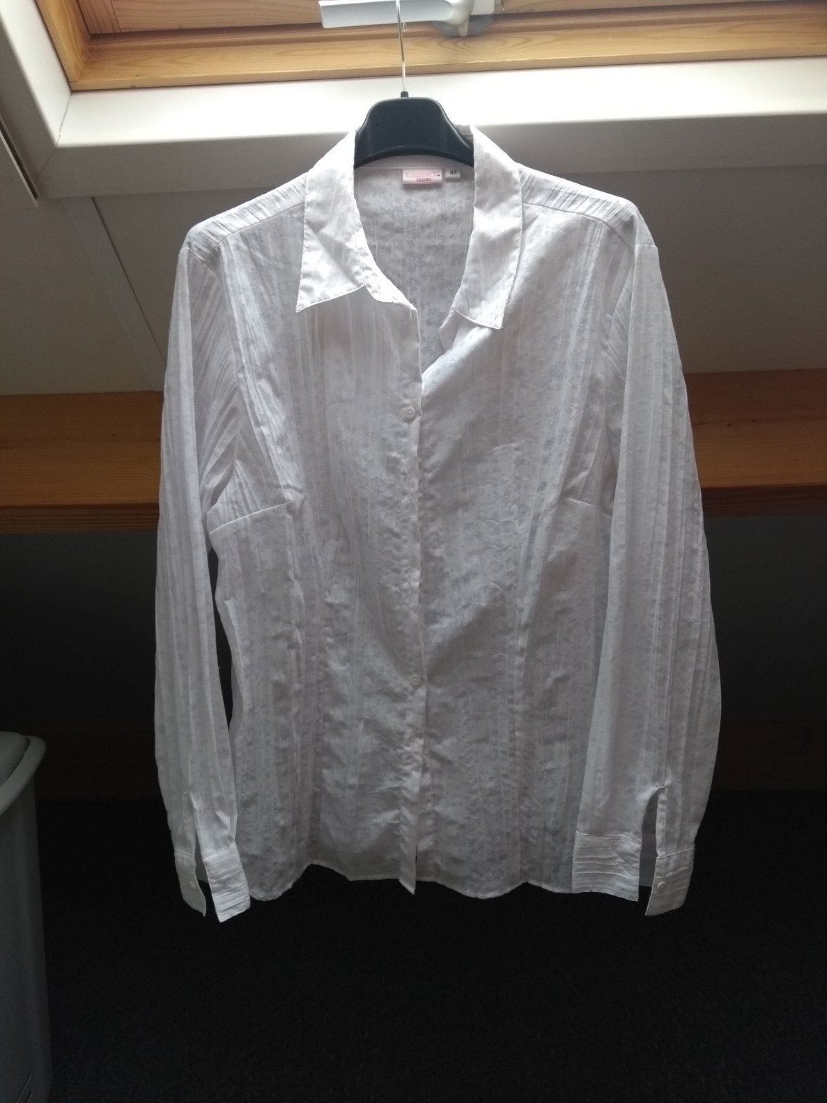 Witte blouse met lange mouwen, Classic, Wit, Maat 42/44 (L), Ophalen of Verzenden