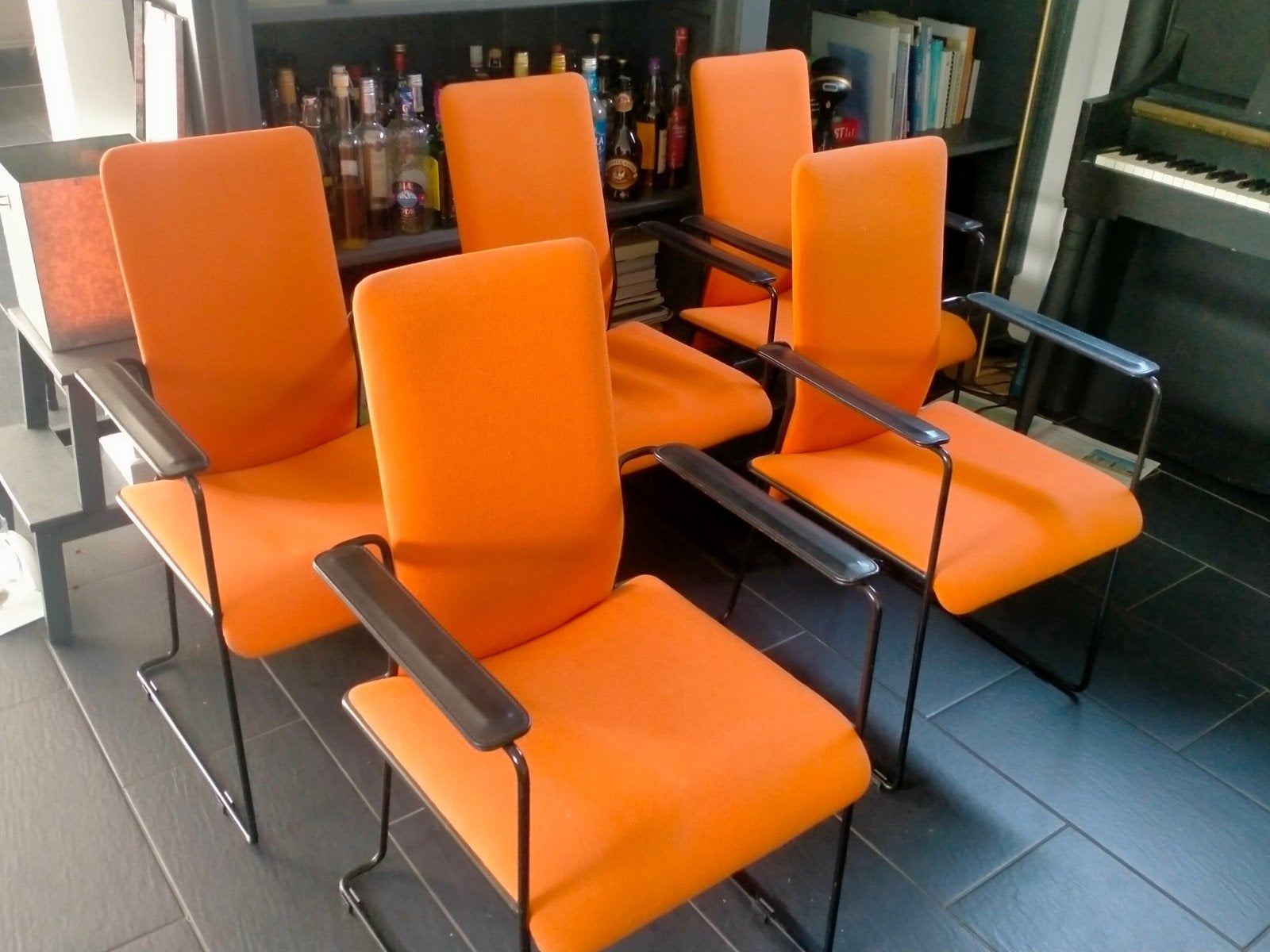 Design eetkamerstoelen 5 stuks, Ophalen, Gebruikt, Overige kleuren, Stof