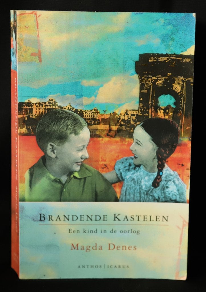 Magda Denes, Brandende Kastelen, Ophalen of Verzenden, Tweede Wereldoorlog, Gelezen, Magda Denes,