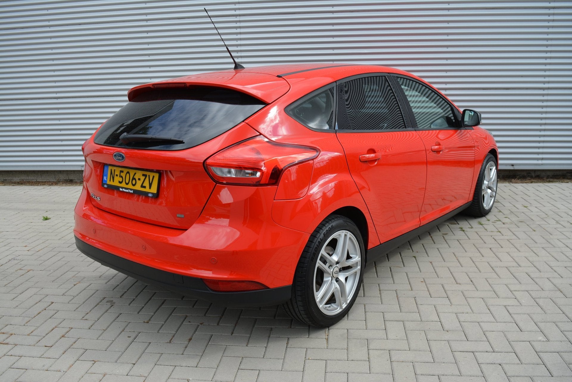 Ford Focus 1.6 TI-VCT Ambiente | Airco | Carplay | PDC | Nwe, Auto's, 1596 cc, Euro 6, 4 cilinders, Bedrijf