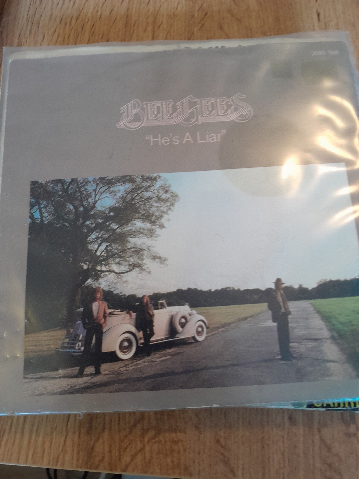 bee gees 7inch he,s  lair, Ophalen of Verzenden, Zo goed als nieuw, Pop