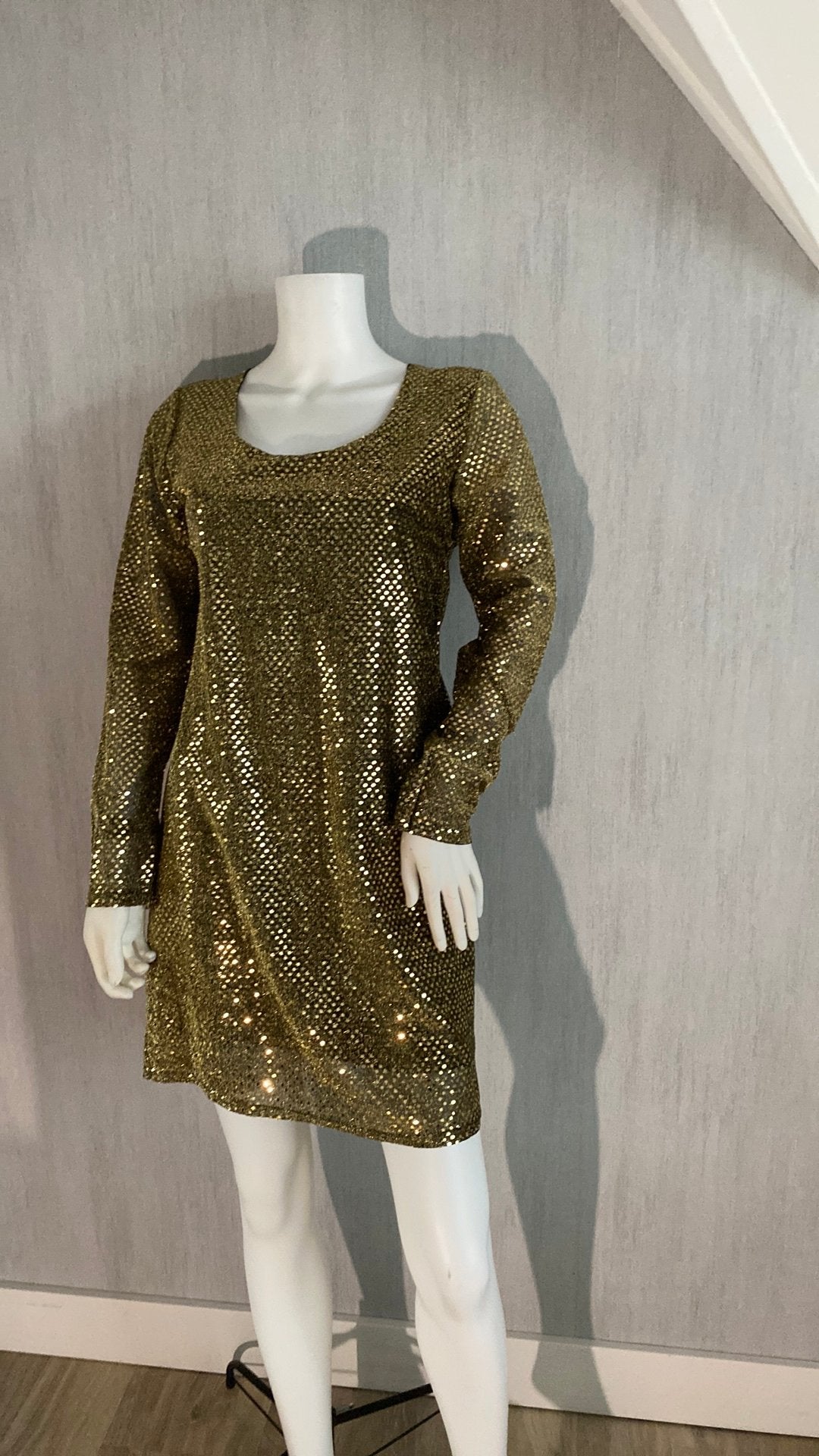 Gouden glitter jurk L, Kleding | Dames, Jurken, Maat 42/44 (L), Ophalen of Verzenden, Zo goed als nieuw, Boven de knie