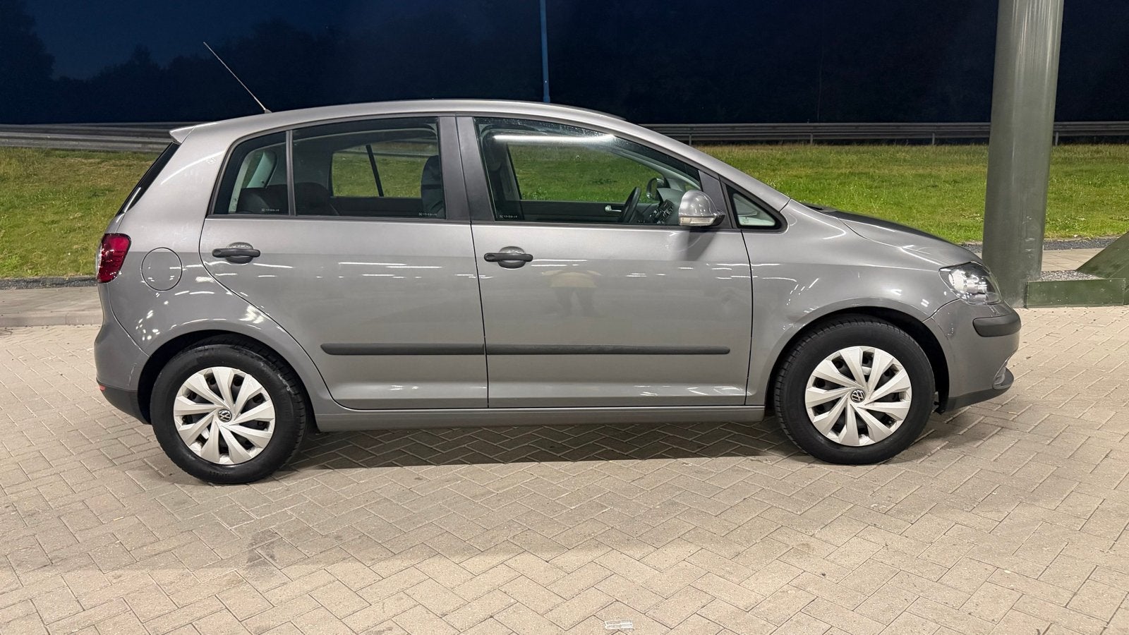 Volkswagen Golf Plus 1.4 FSI 66KW 2005 Grijs, 680 kg, Origineel Nederlands, Handgeschakeld, Grijs