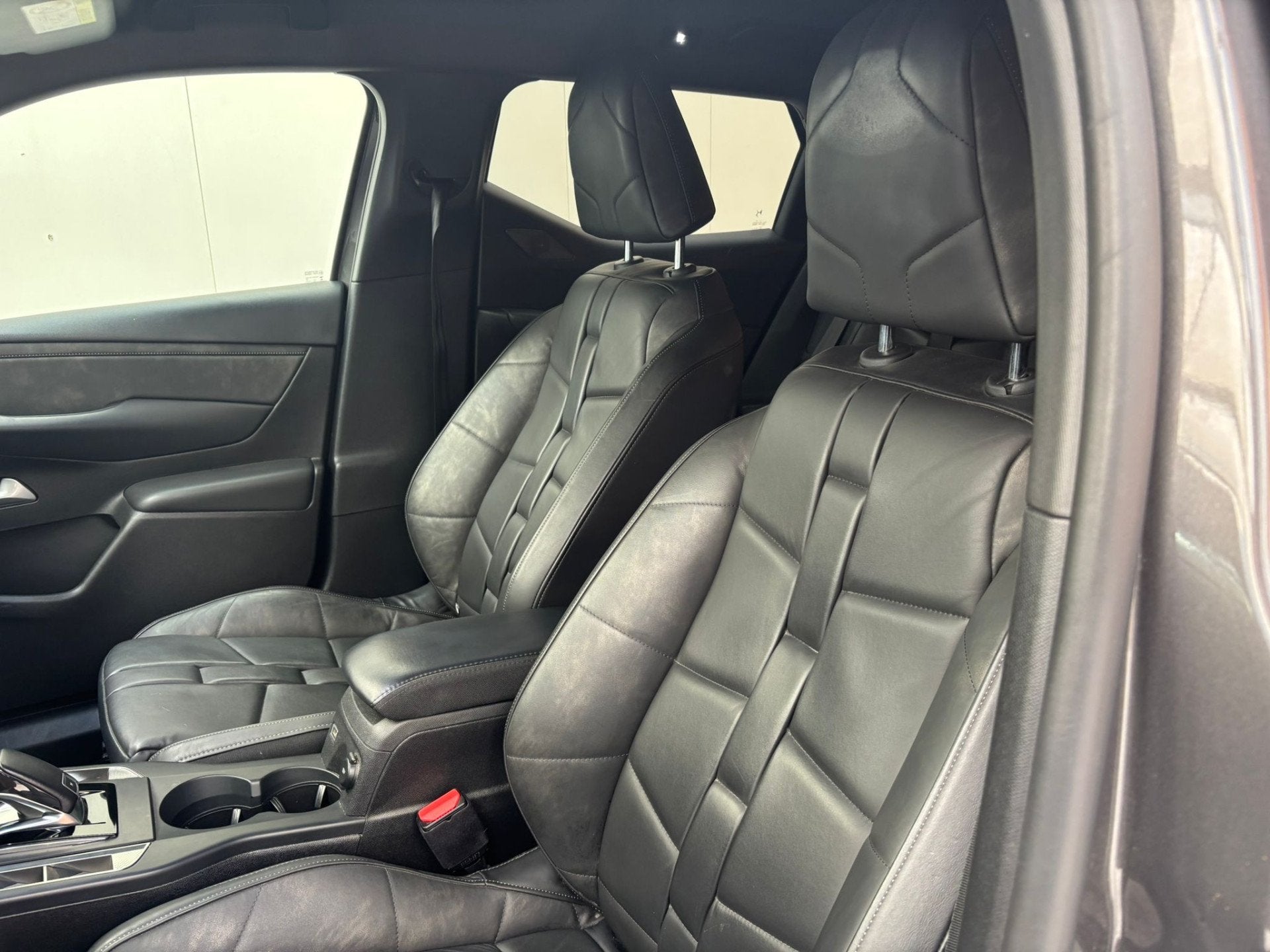 DS DS 3 Crossback PureTech 155 EAT8 Automaat Rivoli | Carpla, Auto's, Gebruikt, Euro 6, 1199 cc, Leder