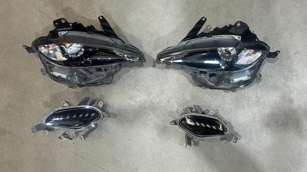 Originele Mazda ND lampen set voor, Ophalen of Verzenden, Gebruikt
