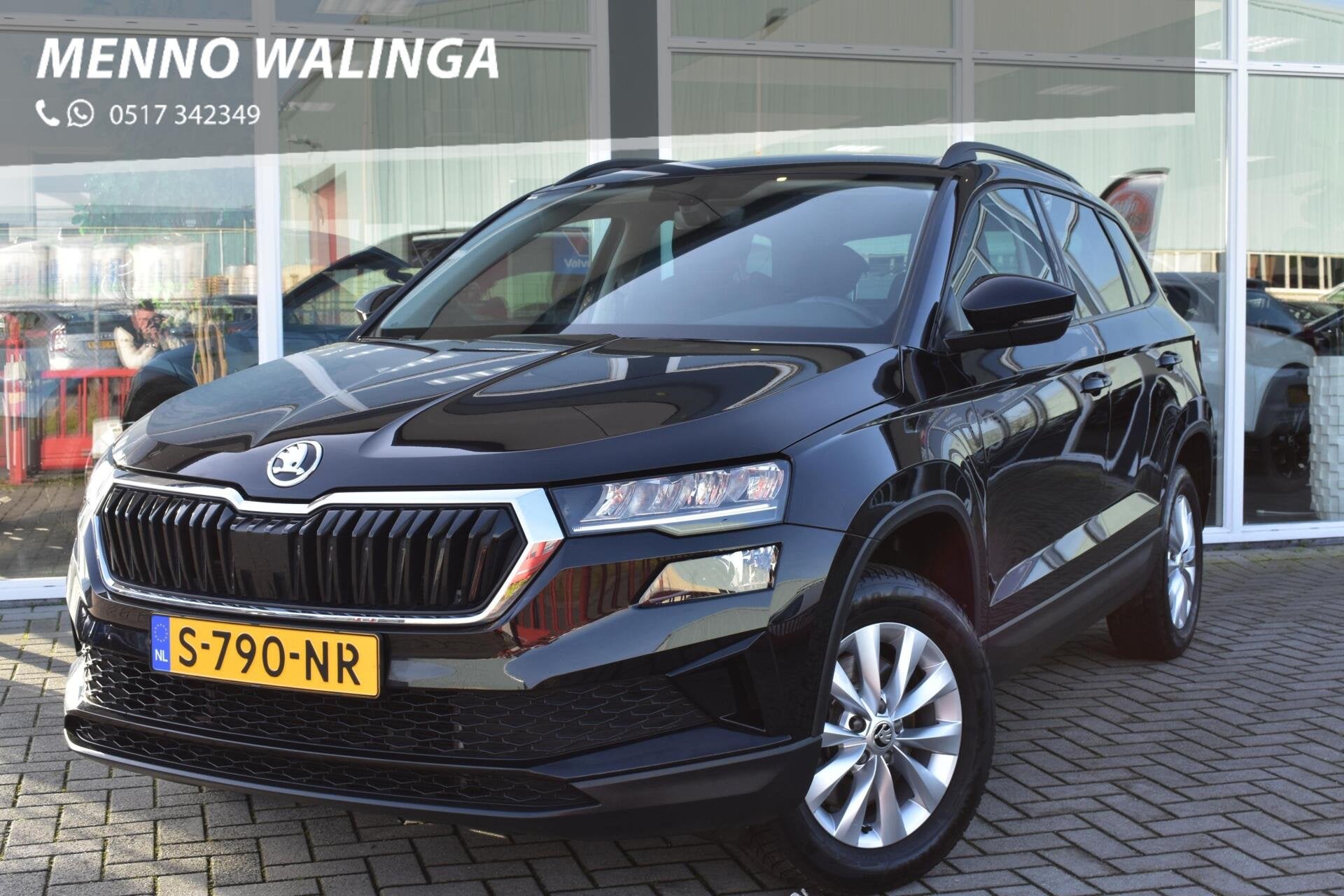Skoda Karoq 1.5 TSI ACT Business Edition | Navigatie | Digit, Auto's, Euro 6, 4 cilinders, Zwart, SUV of Terreinwagen