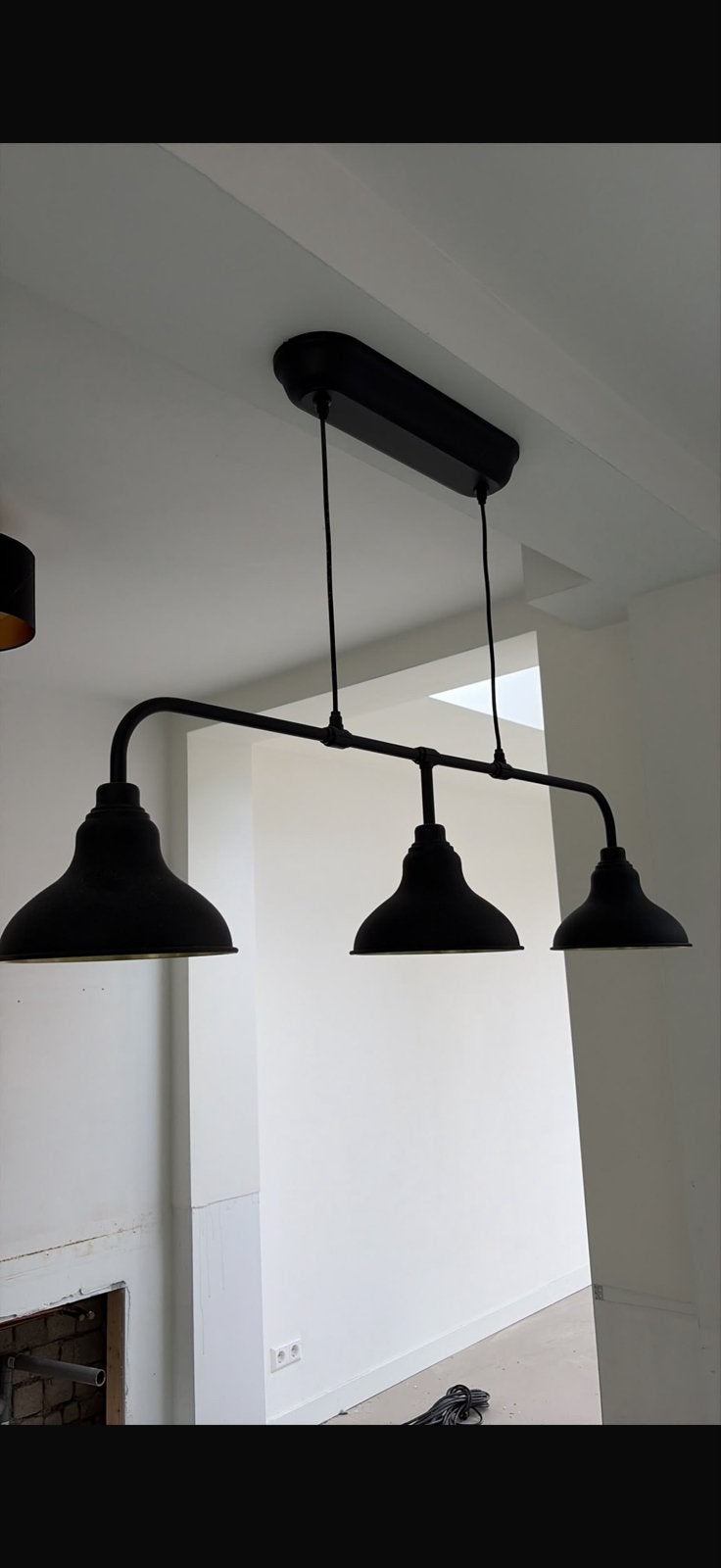 Zwarte industriële hanglamp met 3 kappen, Ophalen, Zo goed als nieuw, Metaal, E27 (groot)
