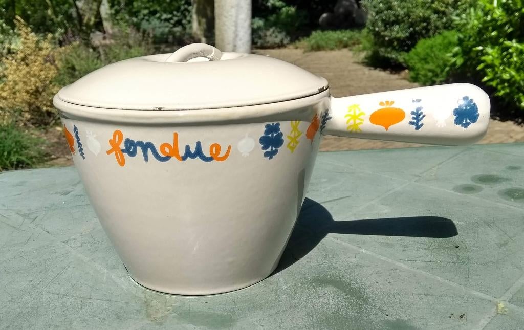 LE CREUSET fondue saus jus curry pan met deksel, Huis en Inrichting, Kookpan of Snelkookpan, Gebruikt, Gietijzer, Ophalen of Verzenden