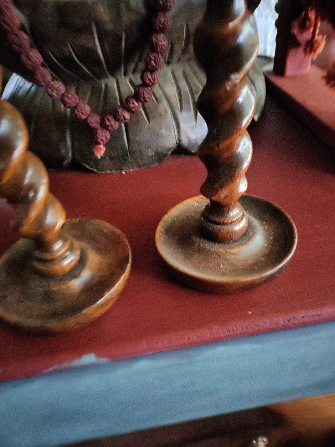 Antieke hout gedraaide kandelaars, Ophalen of Verzenden