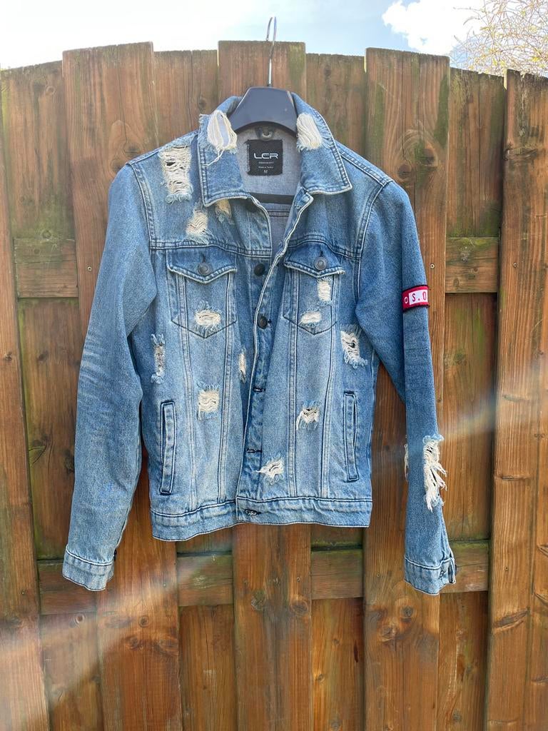 Spijkerjas met scheuren, Ophalen of Verzenden, Gedragen, Blauw, Overige jeansmaten