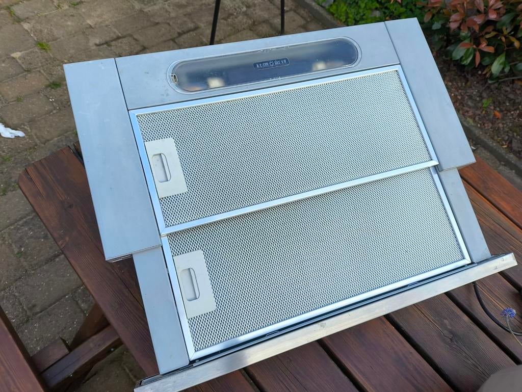 Whirlpool AKR750GK Semi-inbouw Afzuigkap - 304 m³/u, Gebruikt, Ophalen of Verzenden, Inbouw, Vlakschermkap