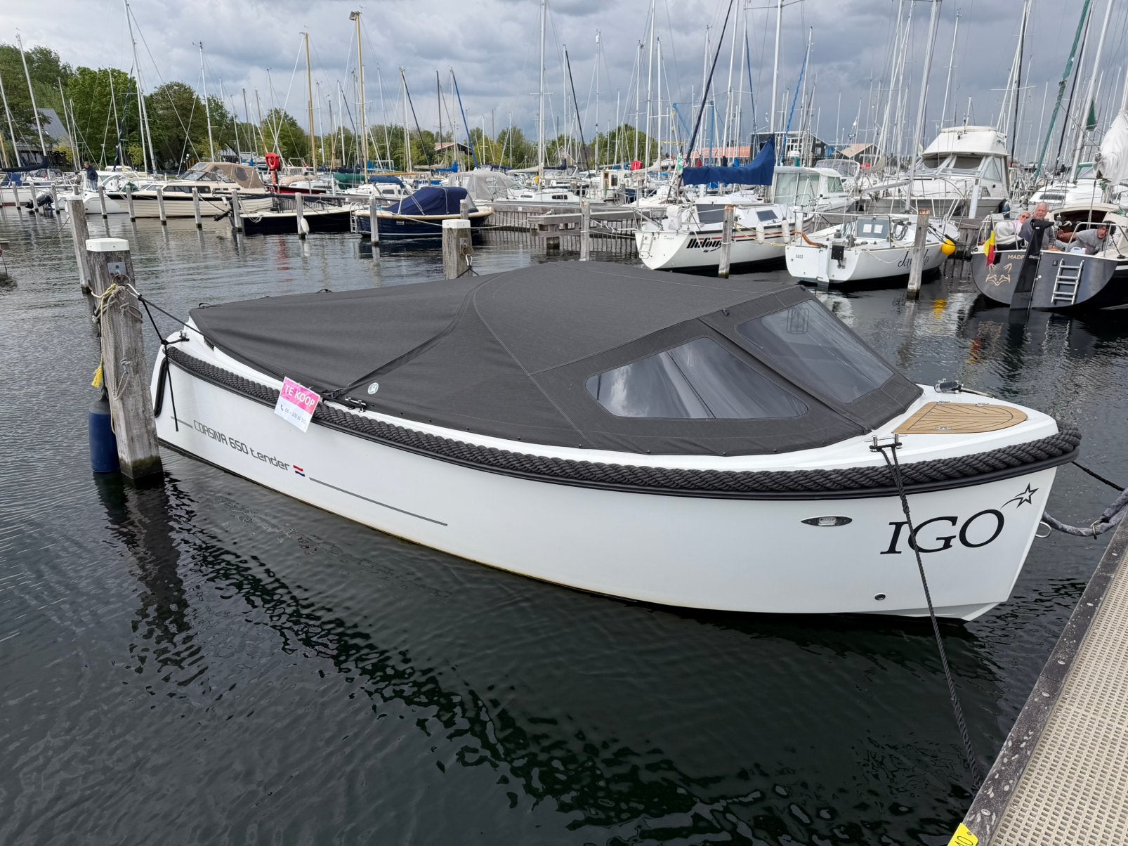 Corsiva 650 Tender - 30pk - 2023 ~Als nieuw!!~, Watersport en Boten, Sloepen, Ophalen, Tender, Buiskap, Zo goed als nieuw