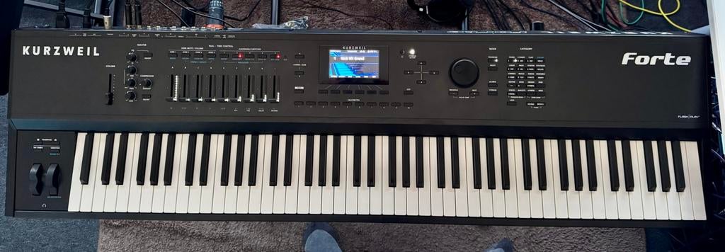 Kurzweil Forte 8, Muziek en Instrumenten, Ophalen, Zo goed als nieuw, Overige aantallen, Overige merken
