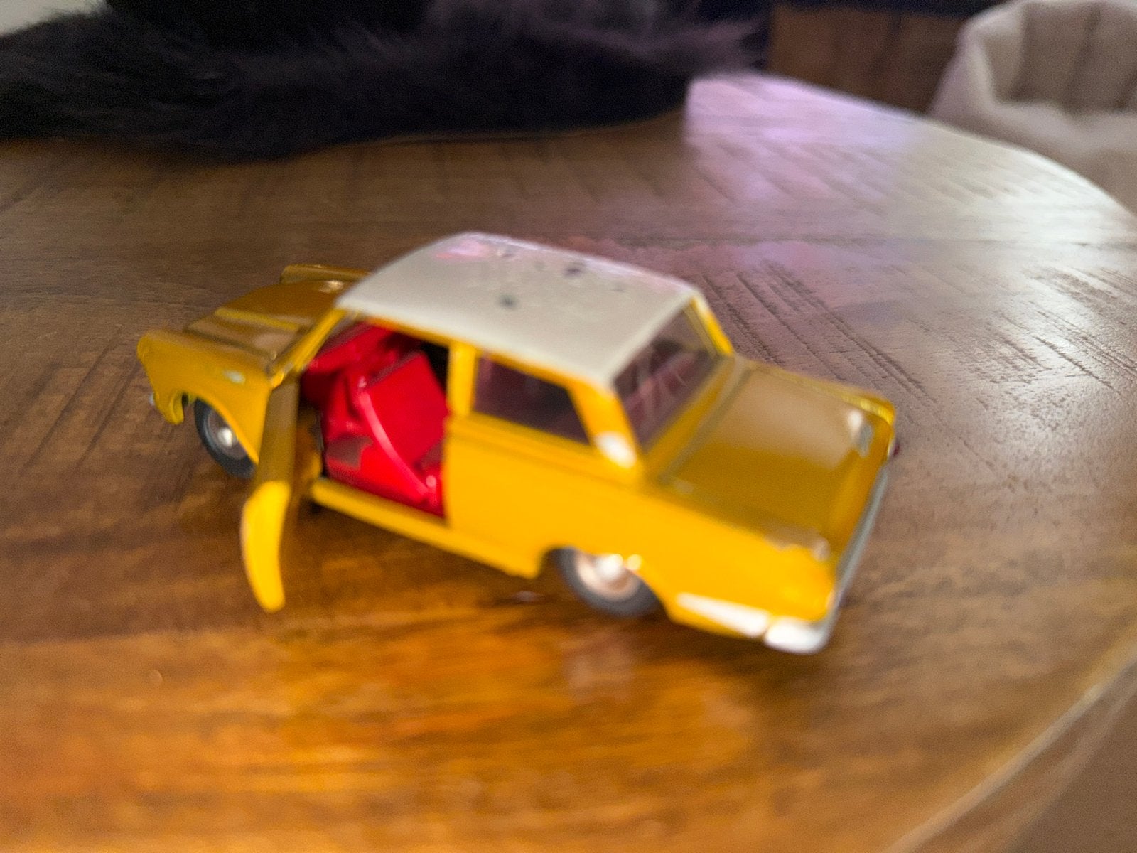 Dinky toys Gouden Ford Cortina met openende deuren, Gebruikt, Auto, C, Dinky Toys