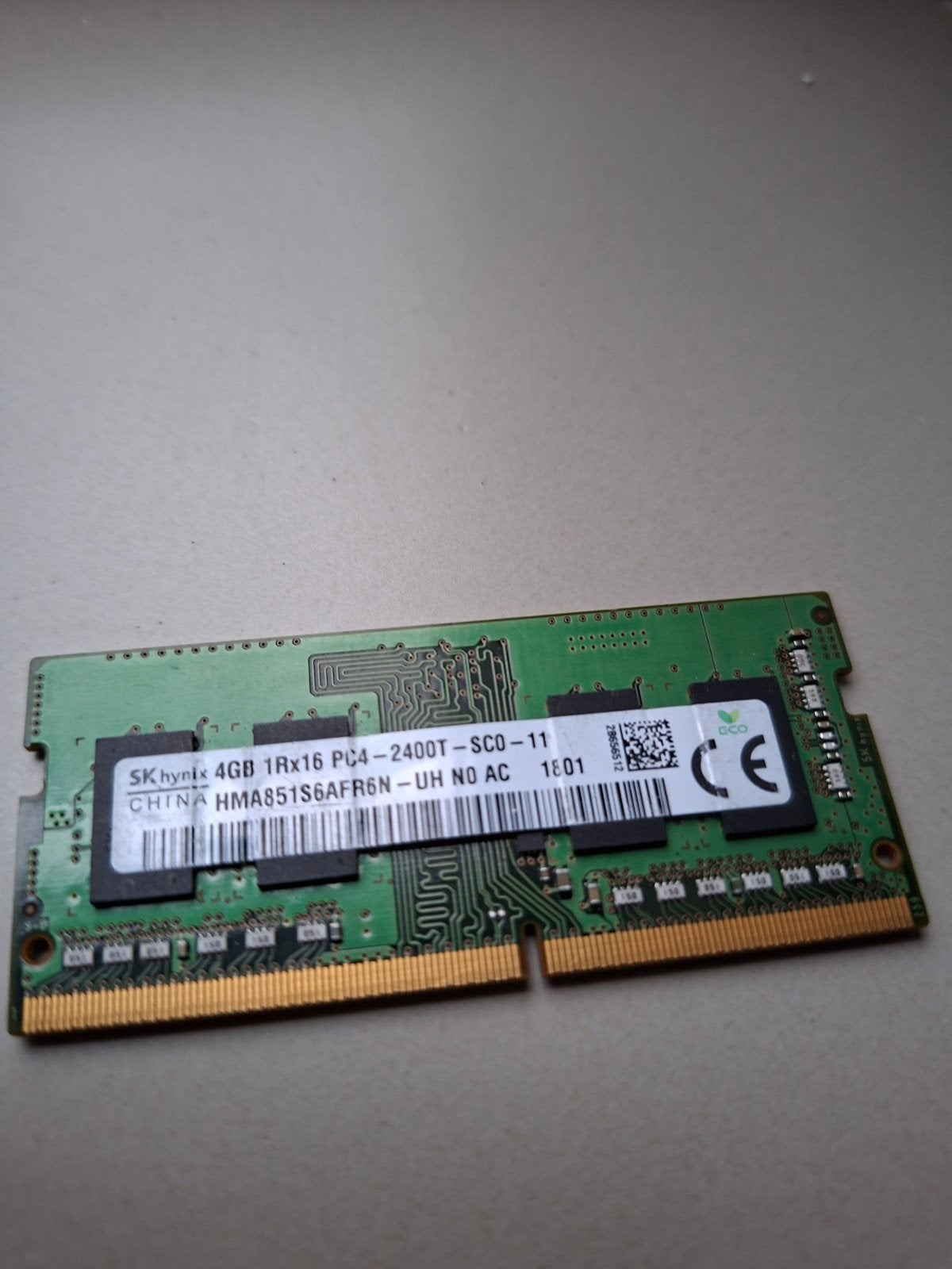 4gb ddr4, Ophalen of Verzenden, Zo goed als nieuw, DDR4, Laptop