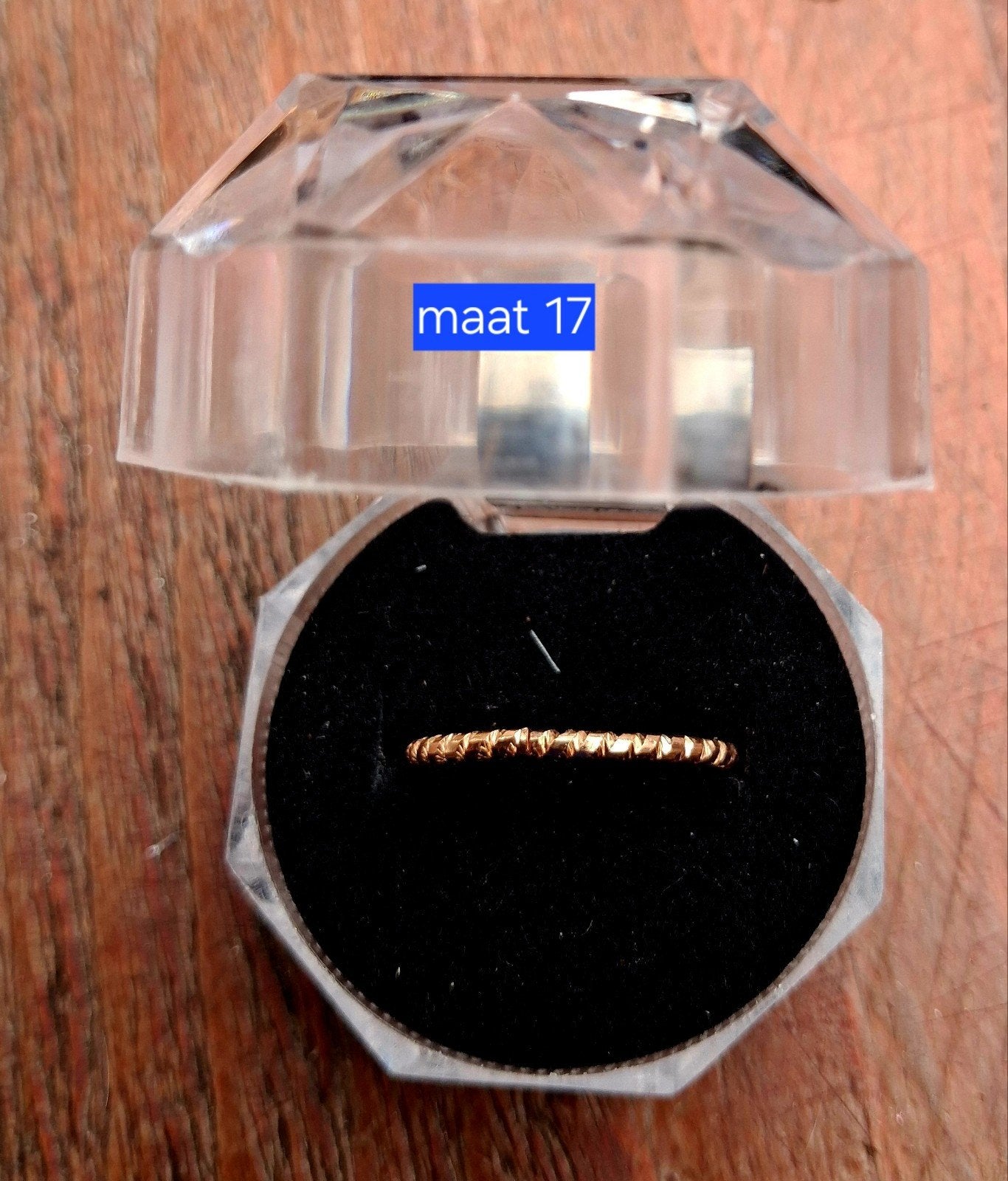 Prachtige Twist Ring / Aanschuifring - Maat 17 Nieuw!, Overige materialen, Nieuw, Ophalen of Verzenden, 17 tot 18