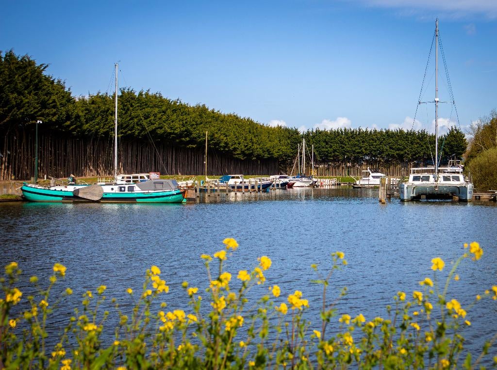 Ligplaats nabij Markermeer | Zomerseizoen 2026 | MarinaX, Lente, Buiten