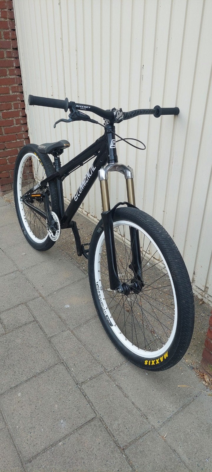 Commencal Absolut hardtail dirt jumper pumptrack fiets., Fietsen en Brommers, Ophalen, 24 inch of meer, Gebruikt, Aluminium