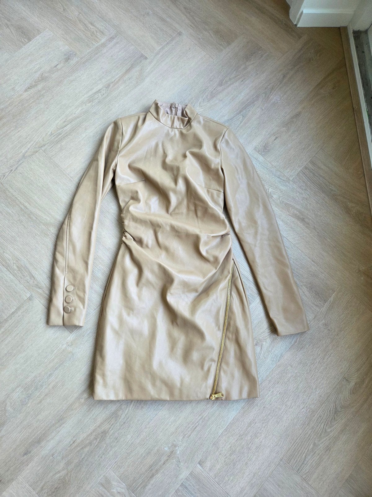 Nikkie imitatie leer jurkje maat 34 (valt als 32), Zwart, Ophalen of Verzenden, Nikkie, Maat 34 (XS) of kleiner