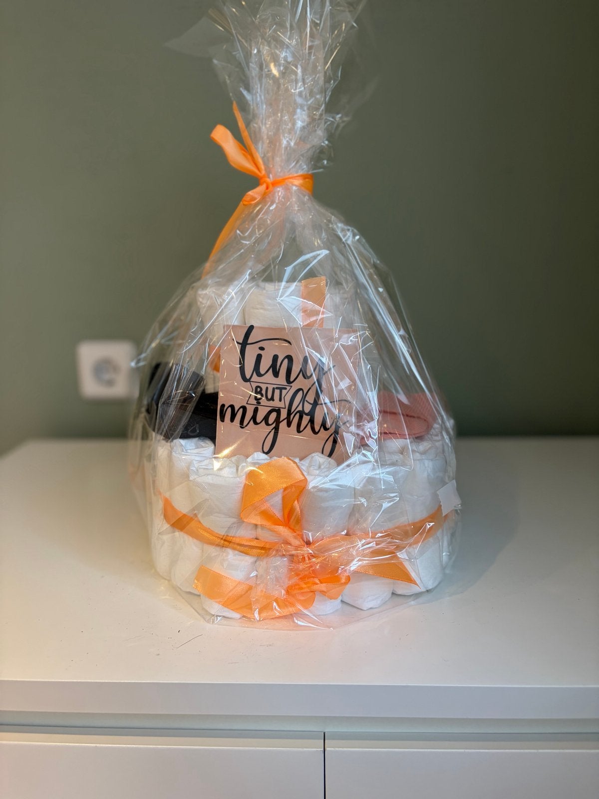 Luiertaart met Sokjes, Tegeltje en Crème - Kraamcadeau, Ophalen of Verzenden, Nieuw, Kraamcadeau