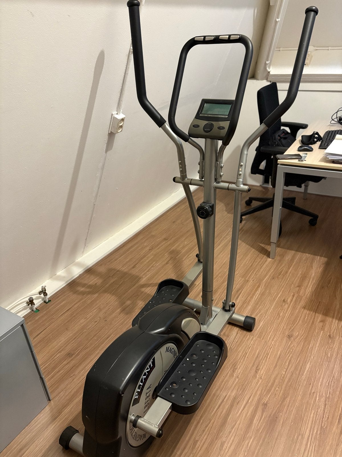 Crosstrainer Pliant Alberta, Ophalen, Gebruikt, Armen, Crosstrainer