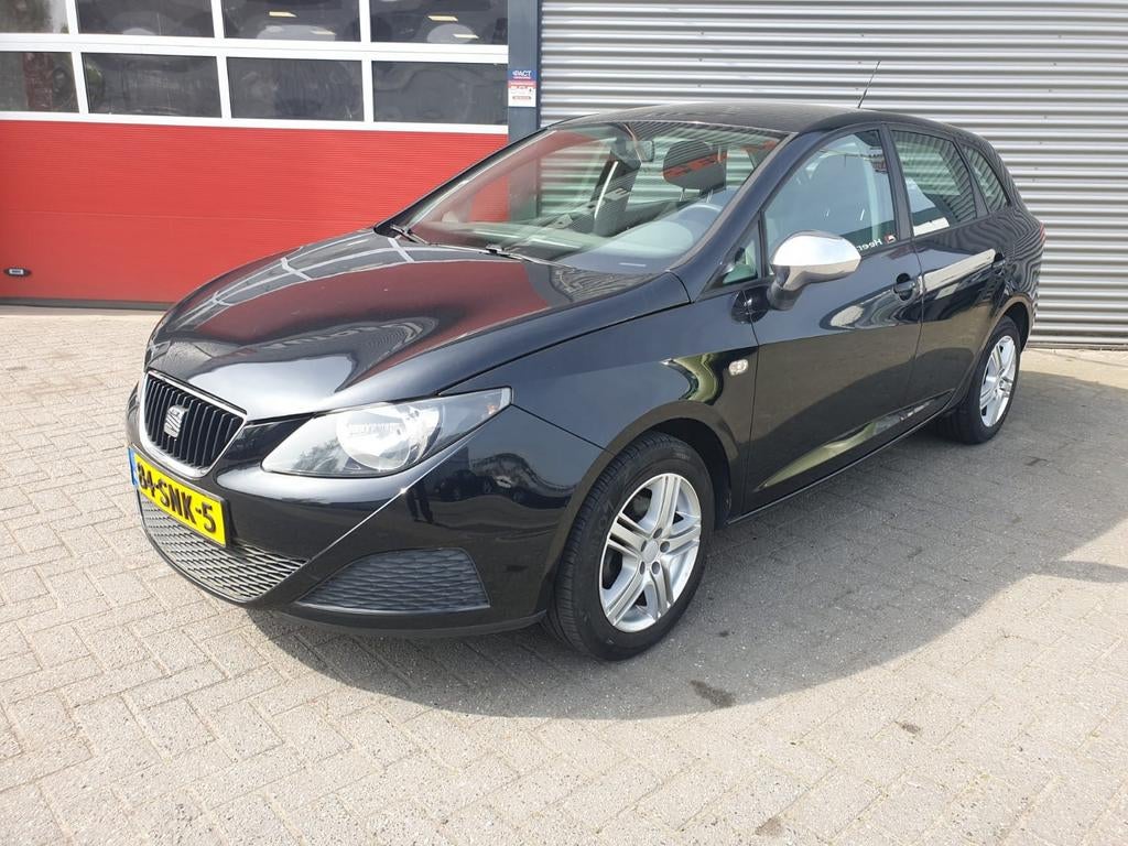 Seat Ibiza 1.2 44KW ST 2011 Zwart, Voorwielaandrijving, 40 €/maand, 1198 cc, Stationwagon