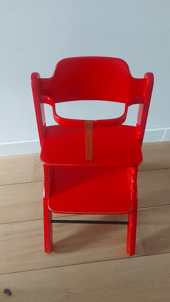 Rode meegroei kinderstoel, Dapper., Kinderen en Baby's, Kinderstoelen, Ophalen of Verzenden, Gebruikt, Meegroeistoel