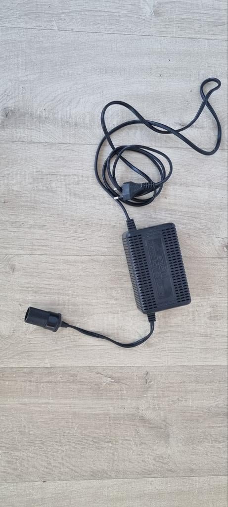 Ezetil AC/DC adapter 230v/12v, Ophalen of Verzenden, Nieuw
