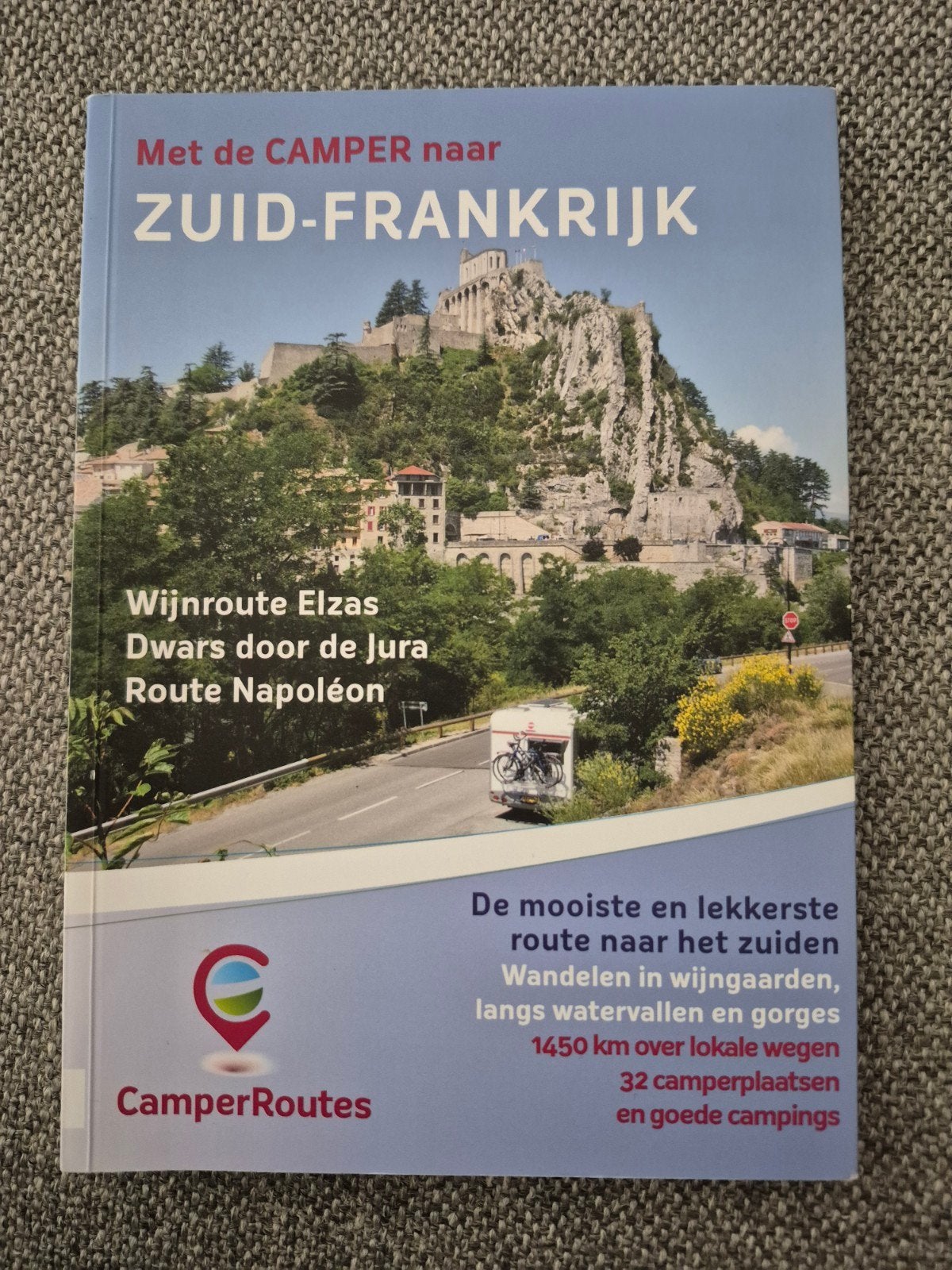 Met de camper naar Zuid Frankrijk, Boeken, Europa, Ophalen of Verzenden, Zo goed als nieuw, Reisgids of -boek