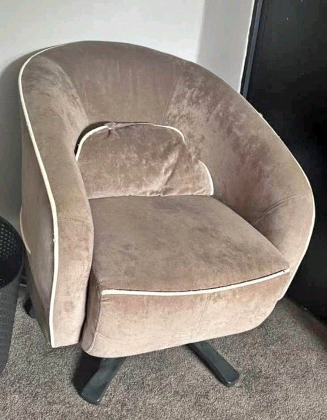 draai stoel/fauteuil, Ophalen, Leer, 50 tot 75 cm