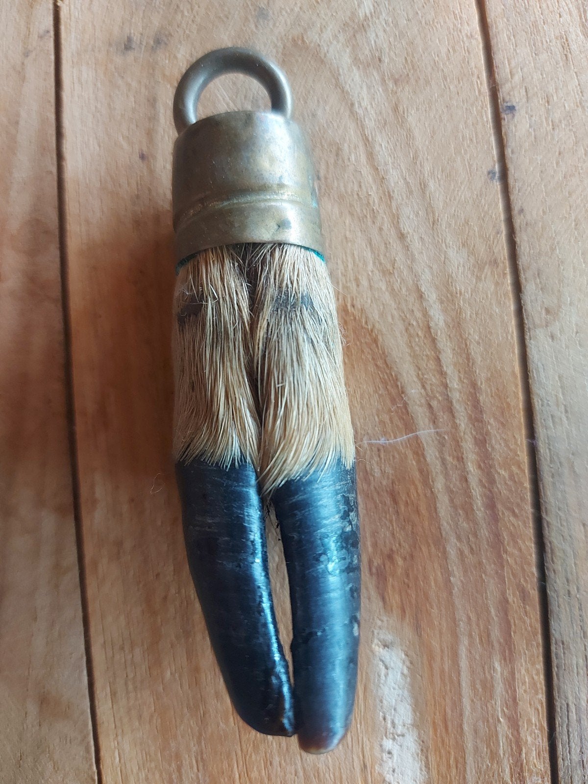 Mini reeen pootje talisman hanger ca 8 cm, Ophalen of Verzenden, Paard, Beeldje of Figuurtje