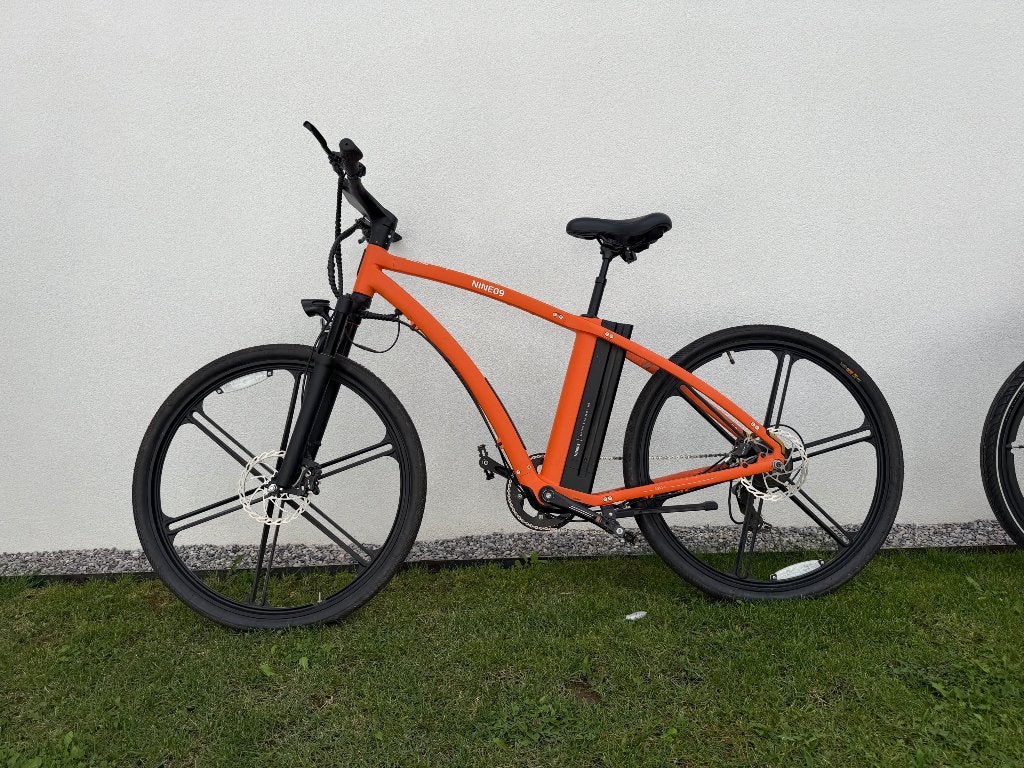 Nine09 bike elektrisch (opknapper), Fietsen en Brommers, Elektrische fietsen, Ophalen of Verzenden, Gebruikt, 50 km per accu of meer