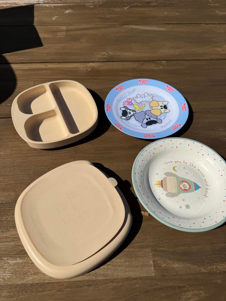 Leuke kinderbordjes: Woezel & Pip, raket en vakjesbord, Ophalen, Gebruikt