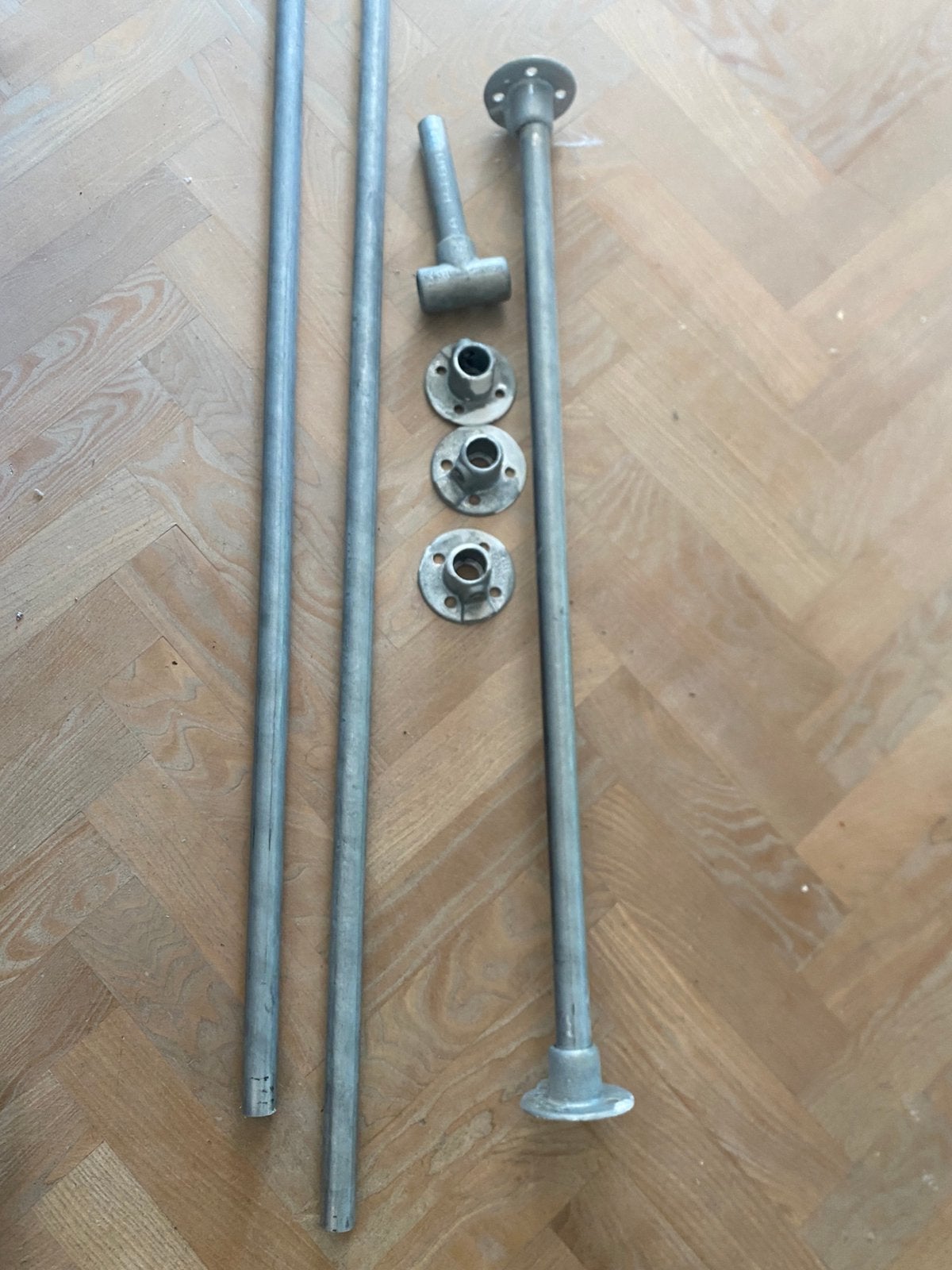 Steigerbuis, verschillende lengtes en bevestigingsmateriaal, Ophalen, Zo goed als nieuw, 250 mm of meer