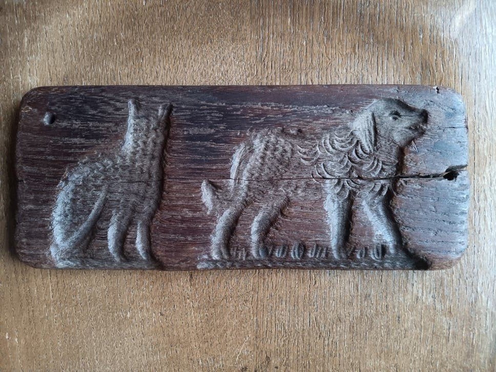 Oude koekplank met hond en kat - Nostalgisch decoratiestuk, Ophalen of Verzenden