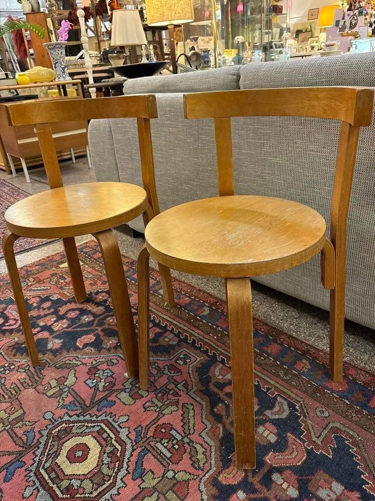 Alver Aalto stoeltjes, Ophalen