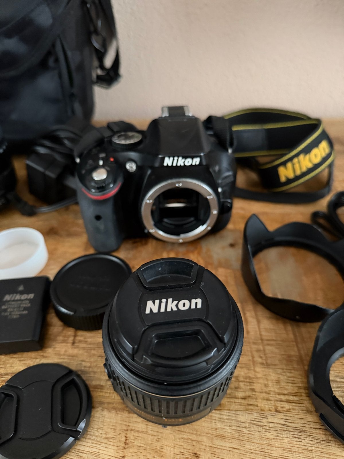 Nikon D5200 spiegelreflexcamera met 2 lenzen en accessoires, Audio, Tv en Foto, Fotocamera's Digitaal, Gebruikt, Spiegelreflex