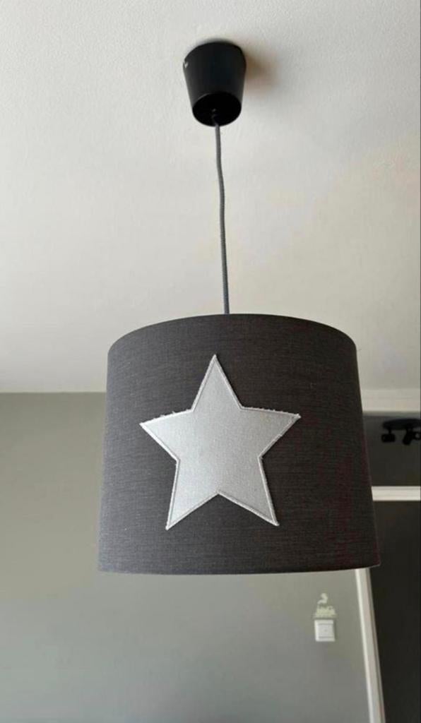 Hanglamp grijs/wit met ster voor kinderkamer, Ophalen, Zo goed als nieuw