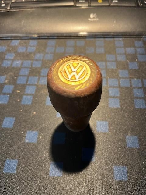 Houten pookknop met VW logo, Auto-onderdelen, Interieur en Bekleding, Ophalen of Verzenden, Gebruikt, Volkswagen